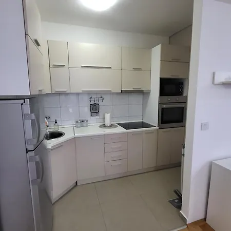 Zen Apartment *