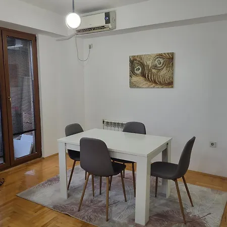 Zen Apartment *